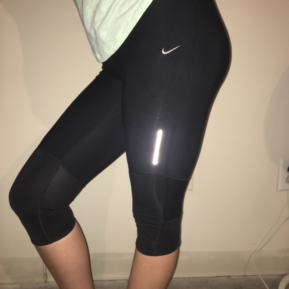 Nike crop leggings